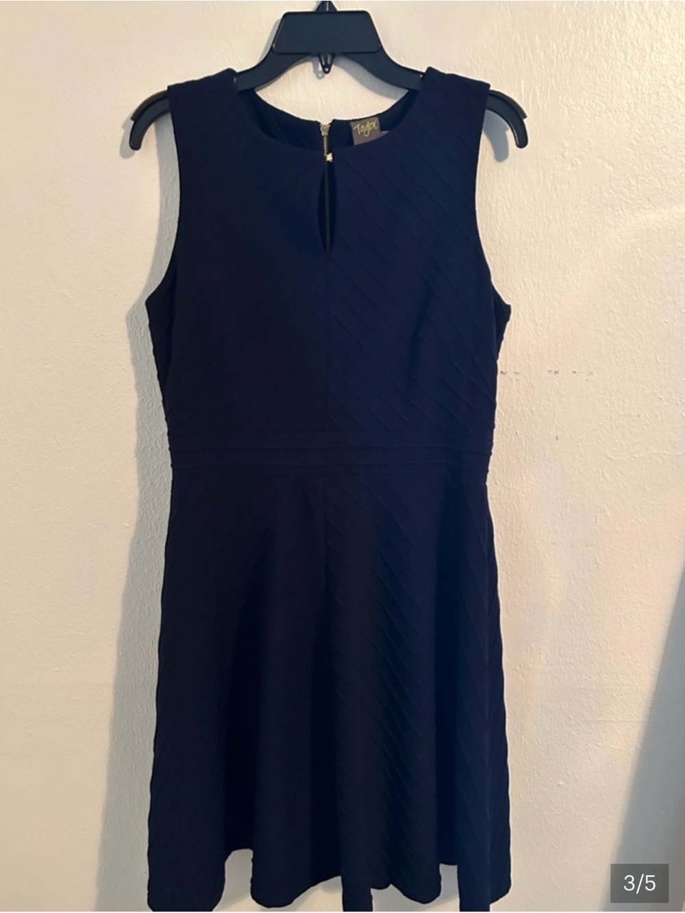 “REASONABLE OFFERS” Super Cute & Sexy “TAYLOR” Navy Blue Sleeveless Mini Dress 👗